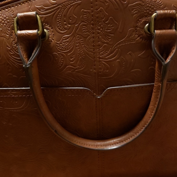 Bueno Handbag - Picture 3 of 4